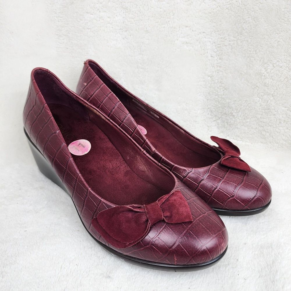 Vionic Womens Red Crocodile Prints Leather Bow Wedge Heels Slip-On Pumps Size 11